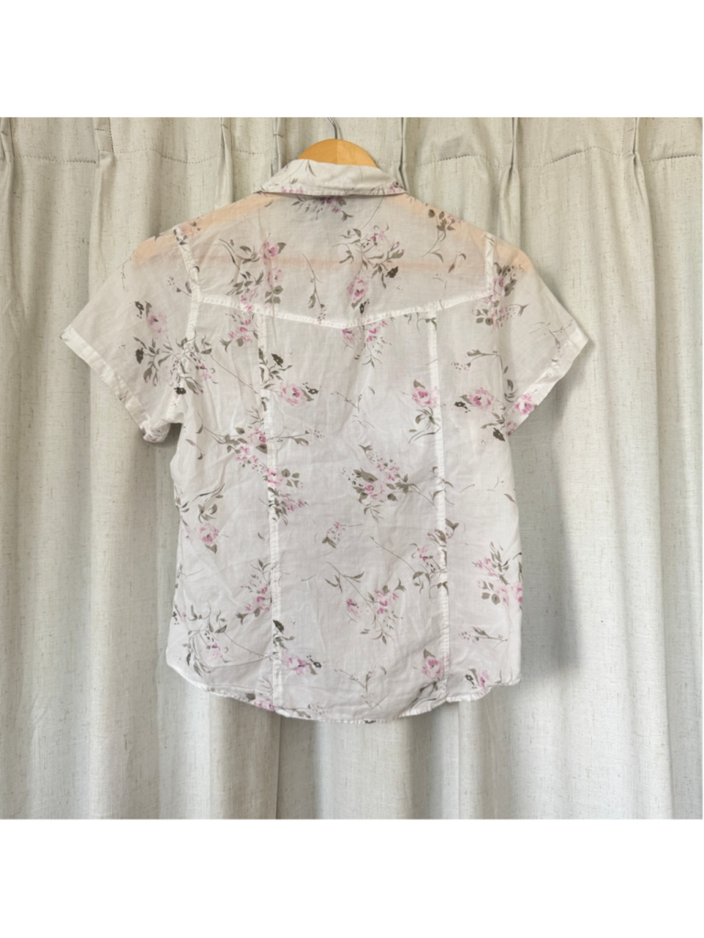 Passport • vintage cotton floral button up w/ iridescent snap buttons • Size: M - Picture 3 of 9